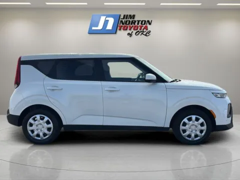 More photos of 2021 Kia Soul LX at Jim Norton Toyota Of OKC, OK