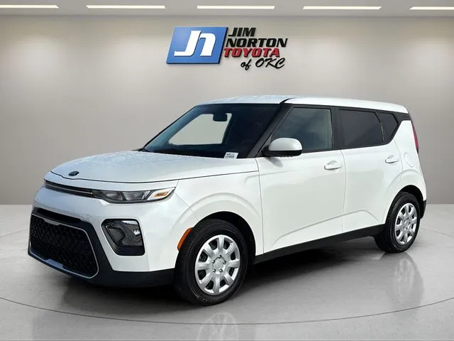 White 2021 Kia Soul LX for sale in Oklahoma City, OK