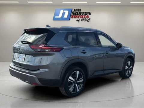 More photos of 2024 Nissan Rogue SL at Jim Norton Toyota Of OKC, OK