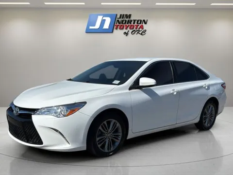 White 2017 Toyota Camry SE for sale in Oklahoma City, OK