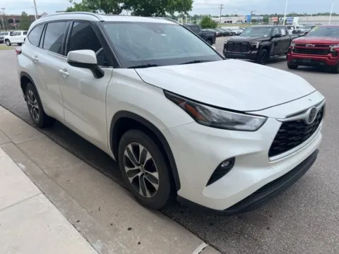 More photos of 2020 Toyota Highlander XLE at Jim Norton Toyota Of OKC, OK