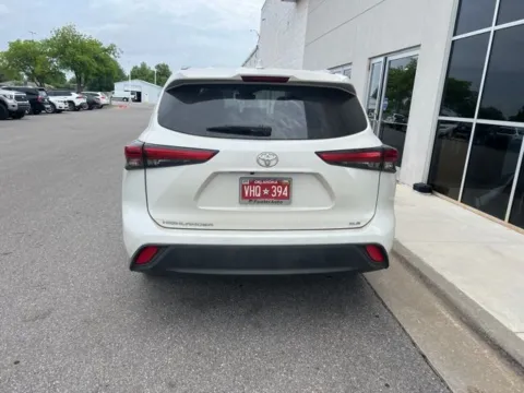 Another view of 2020 Toyota Highlander XLE for sale in Oklahoma City, OK at Jim Norton Toyota Of OKC