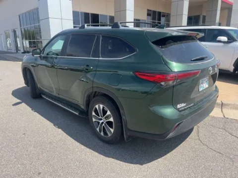 Photos of 2023 Toyota Highlander XLE for sale in Oklahoma City, OK at Jim Norton Toyota Of OKC