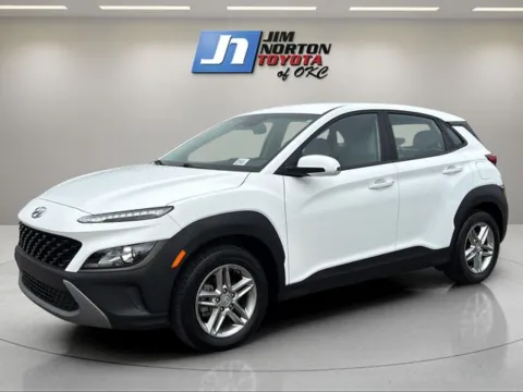 White 2023 Hyundai Kona SE for sale in Oklahoma City, OK