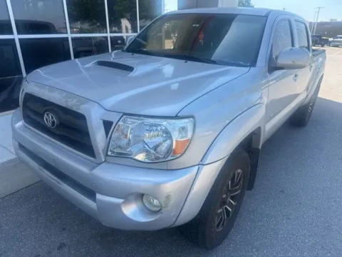 Silver 2008 Toyota Tacoma PreRunner for sale in Oklahoma City, OK
