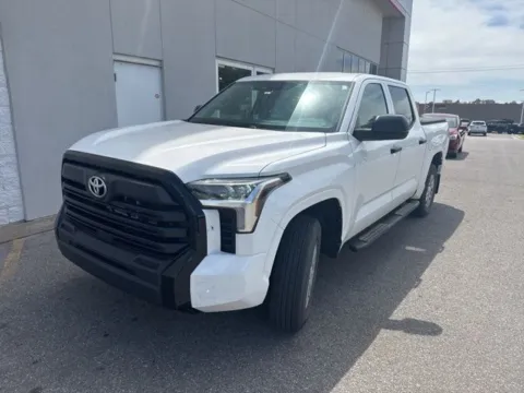 White 2024 Toyota Tundra SR for sale in Oklahoma City, OK