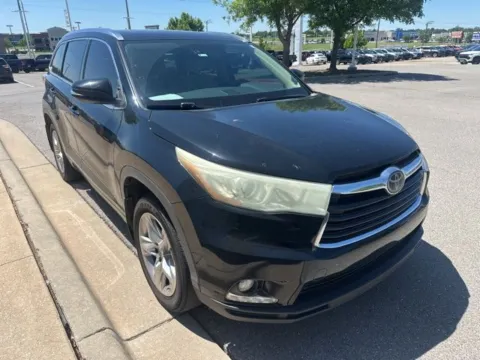 Another view of 2015 Toyota Highlander Limited Platinum V6 for sale in Oklahoma City, OK at Jim Norton Toyota Of OKC