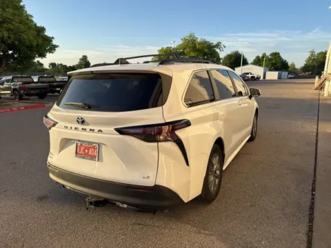 Another view of 2025 Toyota Sienna LE for sale in Oklahoma City, OK at Jim Norton Toyota Of OKC