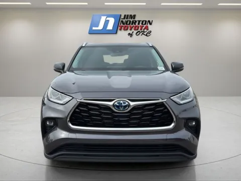 Photos of 2022 Toyota Highlander Hybrid Limited for sale in Oklahoma City, OK at Jim Norton Toyota Of OKC