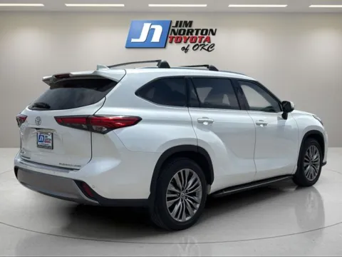 More photos of 2021 Toyota Highlander Platinum at Jim Norton Toyota Of OKC, OK