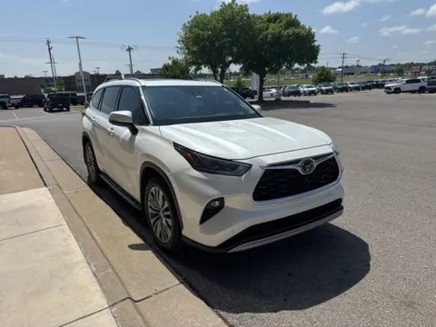 Photos of 2021 Toyota Highlander Platinum for sale in Oklahoma City, OK at Jim Norton Toyota Of OKC