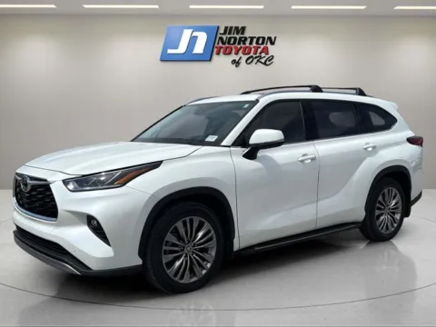 White 2021 Toyota Highlander Platinum for sale in Oklahoma City, OK