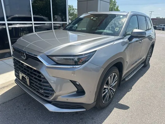 Gray 2025 Toyota Grand Highlander Hybrid MAX Platinum for sale in Oklahoma City, OK