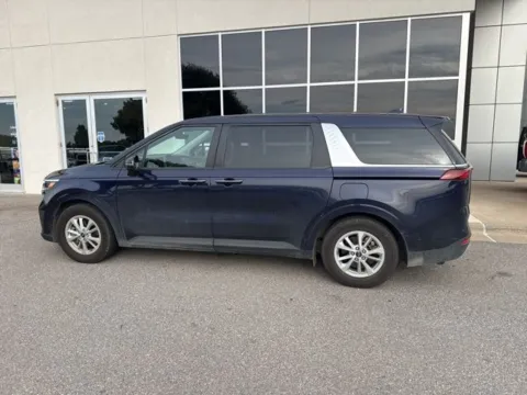 More photos of 2023 Kia Carnival LX at Jim Norton Toyota Of OKC, OK