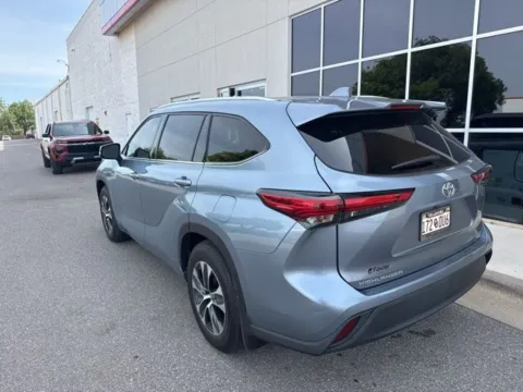 More photos of 2020 Toyota Highlander XLE at Jim Norton Toyota Of OKC, OK