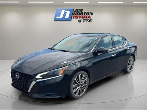 Black 2023 Nissan Altima 2.5 SL for sale in Oklahoma City, OK