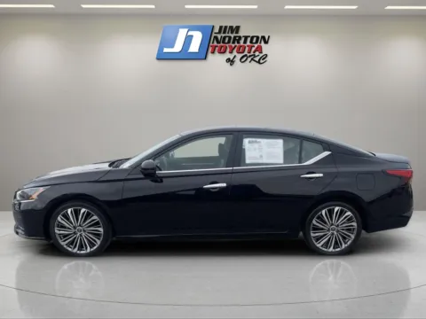 Another view of 2023 Nissan Altima 2.5 SL for sale in Oklahoma City, OK at Jim Norton Toyota Of OKC