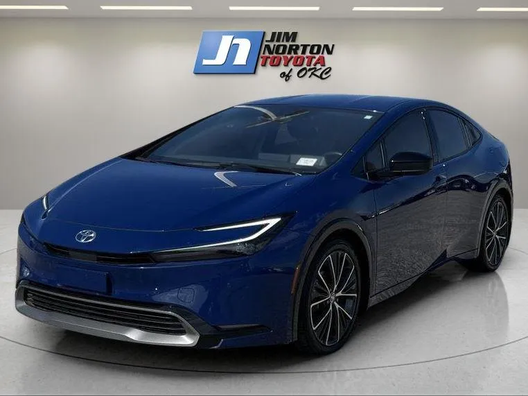 Blue 2023 Toyota Prius XLE for sale in Oklahoma City, OK