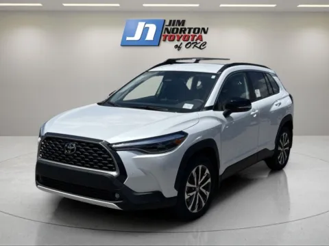 White 2025 Toyota Corolla Cross XLE for sale in Oklahoma City, OK