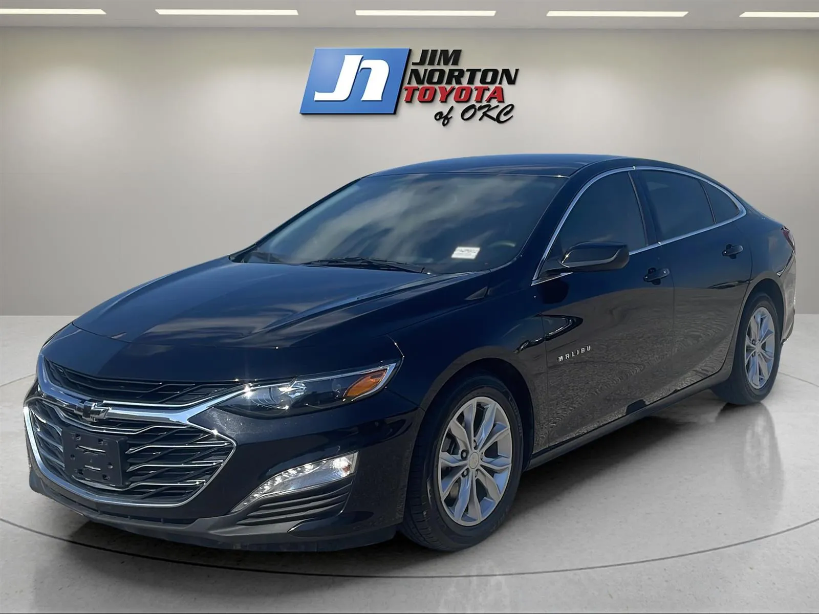 Black 2020 Chevrolet Malibu LT for sale in Oklahoma City, OK