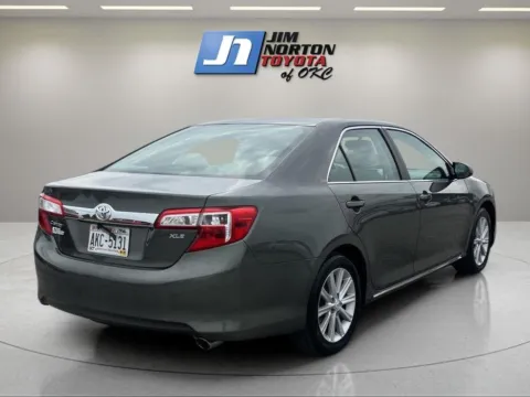 More photos of 2014 Toyota Camry XLE at Jim Norton Toyota Of OKC, OK