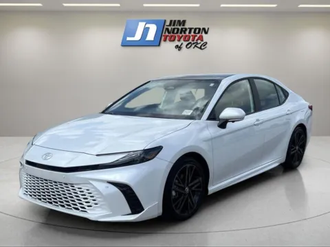White 2025 Toyota Camry XSE for sale in Oklahoma City, OK