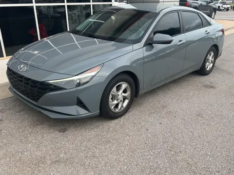 Gray 2021 Hyundai Elantra SE for sale in Oklahoma City, OK