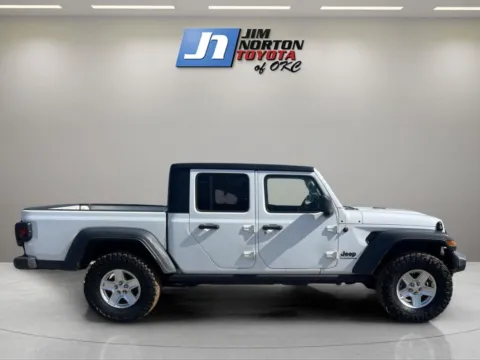 More photos of 2020 Jeep Gladiator Sport S at Jim Norton Toyota Of OKC, OK