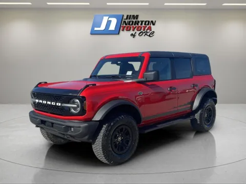 Red 2022 Ford Bronco Wildtrak for sale in Oklahoma City, OK