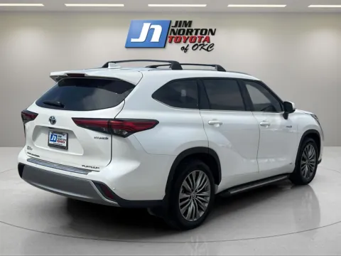 More photos of 2021 Toyota Highlander Hybrid Platinum at Jim Norton Toyota Of OKC, OK