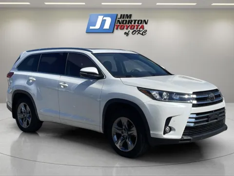 Another view of 2018 Toyota Highlander Limited Platinum for sale in Oklahoma City, OK at Jim Norton Toyota Of OKC