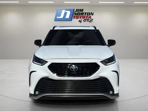 Photos of 2022 Toyota Highlander XSE for sale in Oklahoma City, OK at Jim Norton Toyota Of OKC
