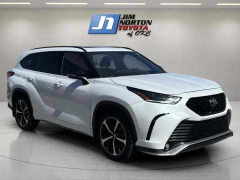 Another view of 2022 Toyota Highlander XSE for sale in Oklahoma City, OK at Jim Norton Toyota Of OKC