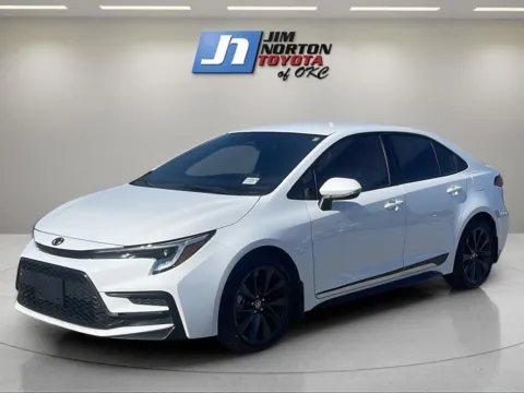 White 2024 Toyota Corolla SE for sale in Oklahoma City, OK