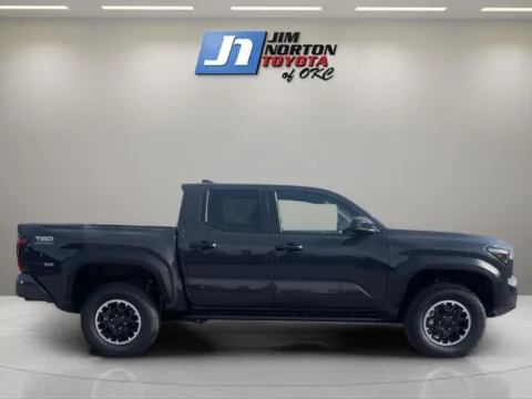 More photos of 2025 Toyota Tacoma Limited at Jim Norton Toyota Of OKC, OK
