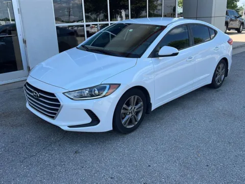 White 2018 Hyundai Elantra SEL for sale in Oklahoma City, OK