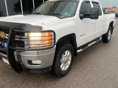 White 2011 Chevrolet Silverado 2500HD LTZ for sale in Oklahoma City, OK