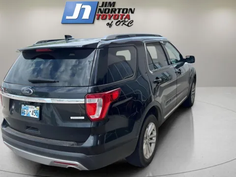 More photos of 2017 Ford Explorer XLT at Jim Norton Toyota Of OKC, OK