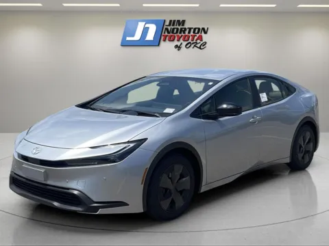 Silver 2025 Toyota Prius LE for sale in Oklahoma City, OK