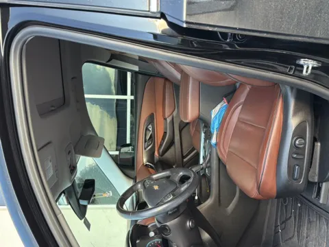 More photos of 2019 Chevrolet Traverse High Country at Jim Norton Toyota Of OKC, OK
