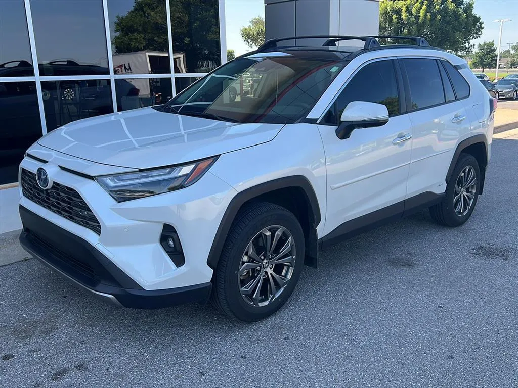 White 2023 Toyota RAV4 Hybrid Limited for sale in Oklahoma City, OK