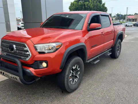 Orange 2017 Toyota Tacoma TRD Off Road for sale in Oklahoma City, OK