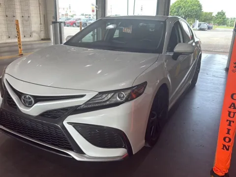 White 2021 Toyota Camry XSE for sale in Oklahoma City, OK