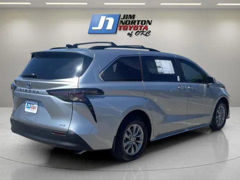More photos of 2025 Toyota Sienna XLE at Jim Norton Toyota Of OKC, OK