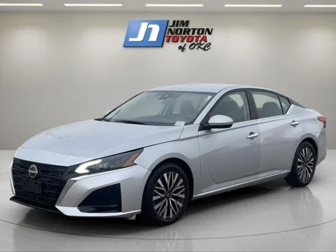 Silver 2023 Nissan Altima 2.5 SV for sale in Oklahoma City, OK