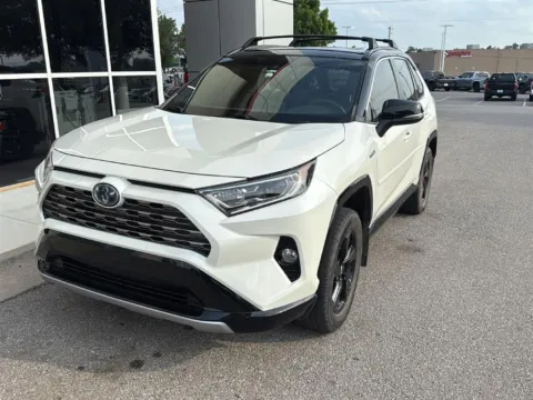 Unknown 2020 Toyota RAV4 Hybrid XSE for sale in Oklahoma City, OK