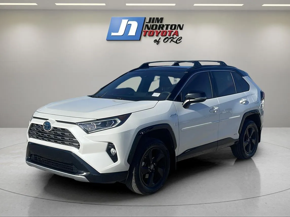 Unknown 2020 Toyota RAV4 Hybrid XSE for sale in Oklahoma City, OK