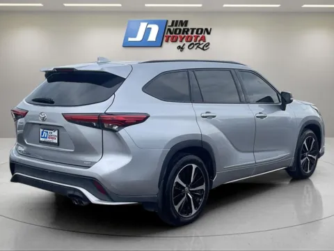 More photos of 2022 Toyota Highlander XSE at Jim Norton Toyota Of OKC, OK