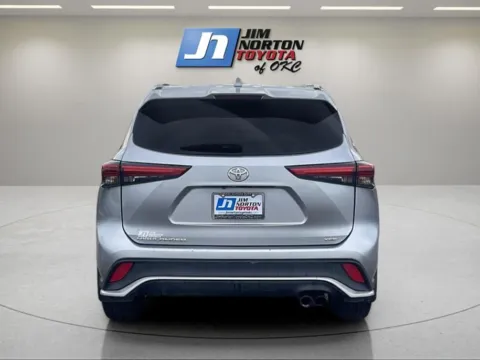 More photos of 2022 Toyota Highlander XSE at Jim Norton Toyota Of OKC, OK