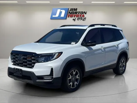White 2023 Honda Passport TrailSport for sale in Oklahoma City, OK
